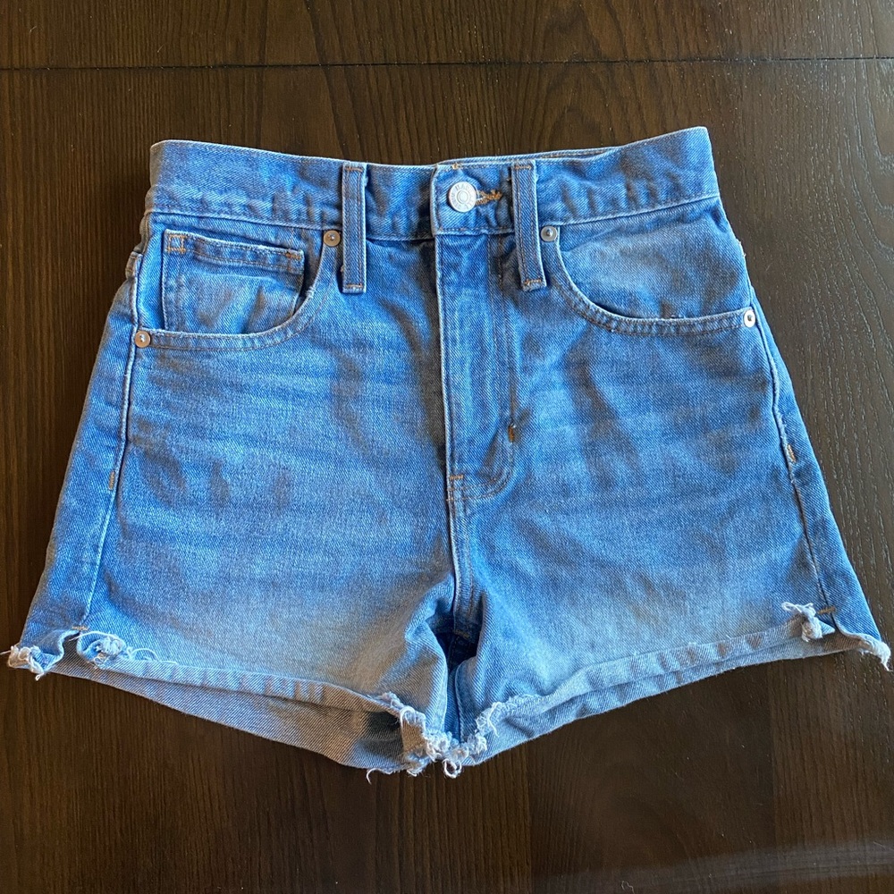 Madewell high Rise Denim Shorts 23 light wash